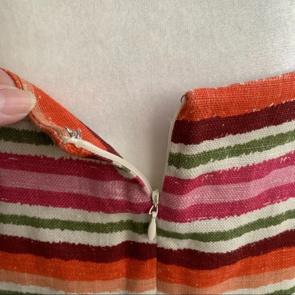 •Talbots• 100% Linen Striped Pencil Skirt - Size 6P - Picture 7 of 9